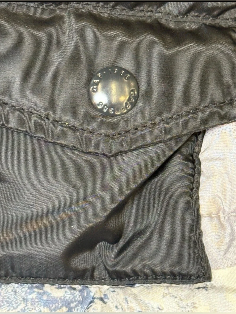 Baby Gap Toddler Puffer Vest Sz 3Yrs Mountain Scape Design Logo Button Pockets